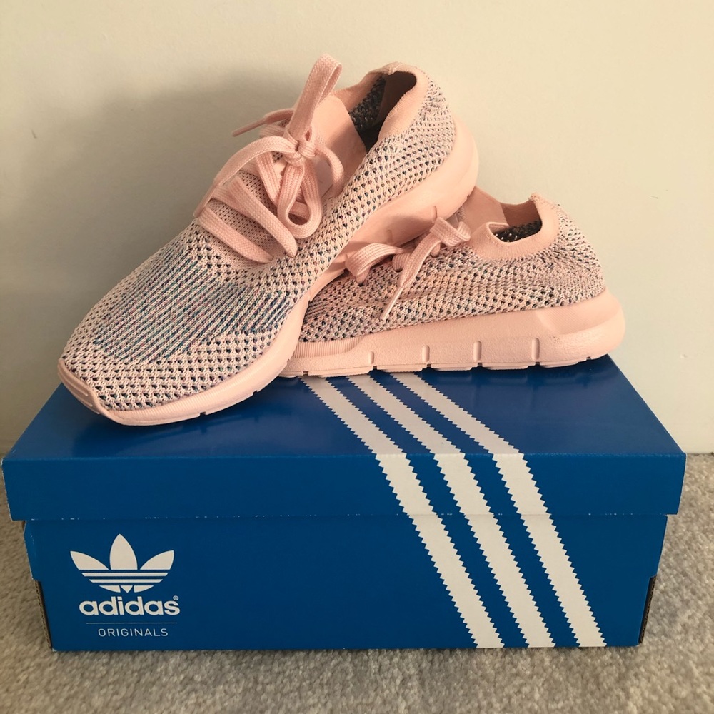 Adidas Swift Run Runners